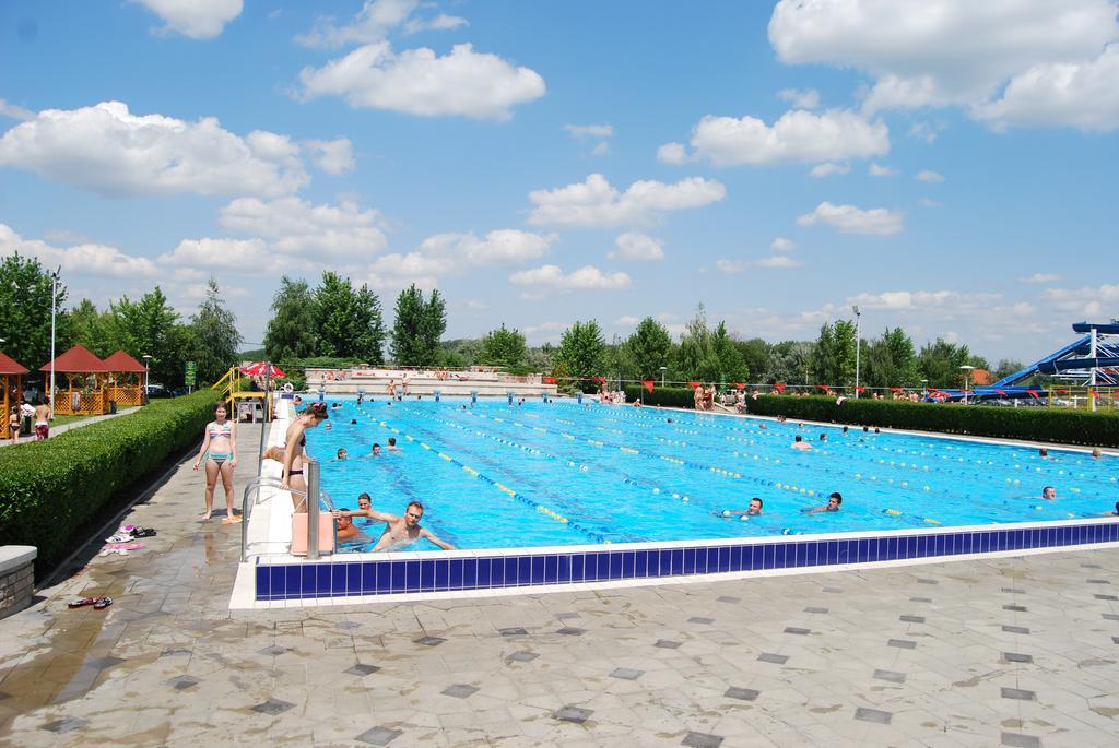 Termal Kemping Apartmanok Tiszaújváros 外观 照片